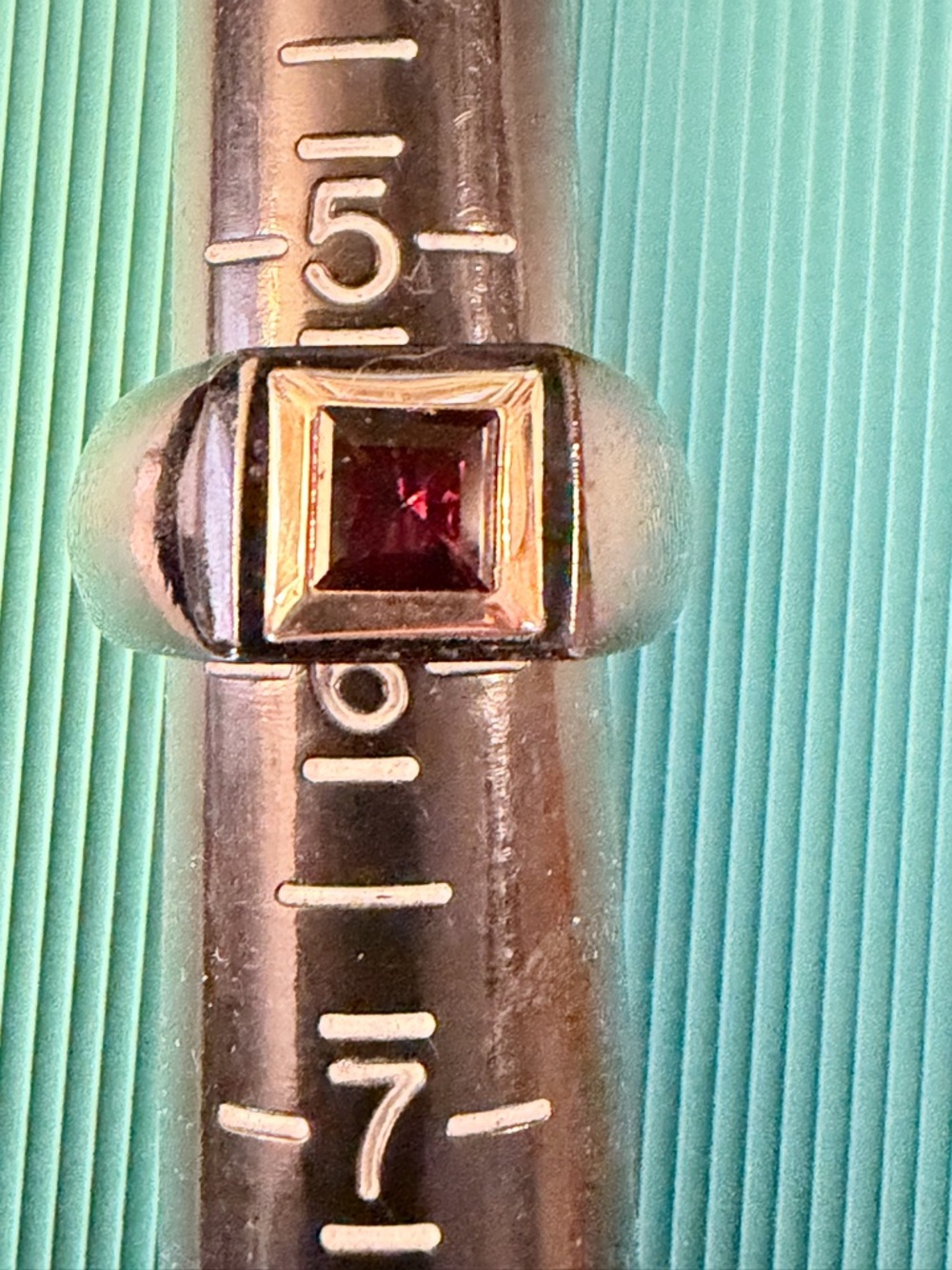 NWT Ring BLACK JADE 14k Gold & Princess Cut Garnet Size 6 Never Worn - Picture 4 of 10